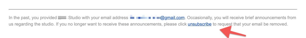 Unsubscribe link with red arrow.